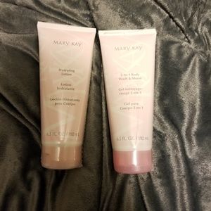 Hydrating lotion and 2 in 1 body washand shave gel